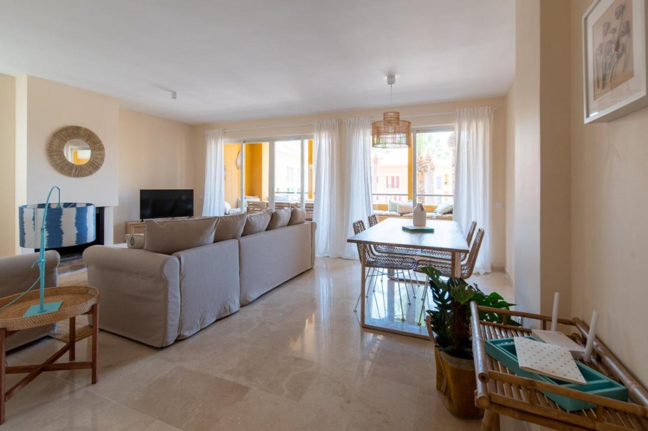 Puerto Sotogrande Con Vistas Al Mar Daire Dış mekan fotoğraf